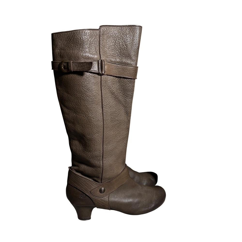 Born Womens 10 Brown Pebbled Leather Knee High Boots Buckle Strap Whimsy Moto